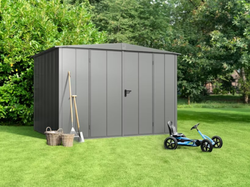 Berry tool shed Modern